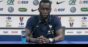 Euro 2016 : la défense des Bleus en questions