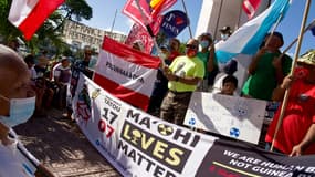 Manifestation pour réclamer que la France reconnaisse sa "faute" dans les essais nucléaires menés en Polynésie française pendant trente ans, le 17 juillet 2021 à Papeete