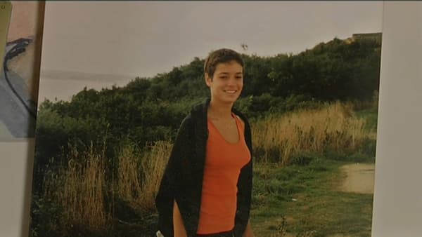 Cécile Vallin a disparu en 1997 à saint-Jean-De-Maurienne, en Savoie. Cécile Vallin a disparu en 1997 à saint-Jean-De-Maurienne, en Savoie.