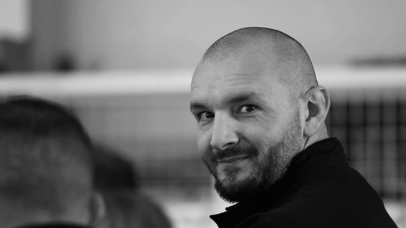 "Le mot drame est trop faible": émotion à Gréoux-les-Bains après la mort d'un pompier volontaire et agriculteur thumbnail
