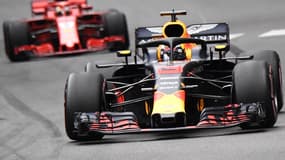 Ricciardo devant Vettel