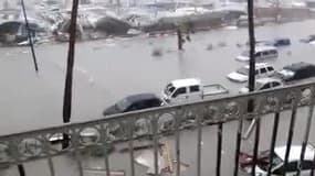 Saint-Martin sous les eaux, après le passage d'Irma - Témoins BFMTV