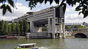 Vue du ministère de l'Economie, à Paris. Une réorganisation du site de Sanofi à Toulouse afin d'y maintenir environ 500 des 612 emplois actuels est préconisée dans un rapport d'experts remis vendredi au ministre du Redressement productif Arnaud Montebourg