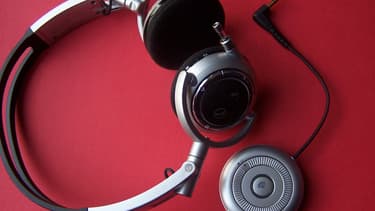 Un casque audio et un fichier mp3 seraient-ils suffisant pour se droguer? (illustration)