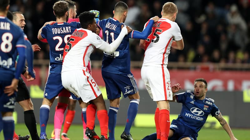 Le match Monaco-Lyon au stade Louis-II
