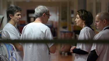 Marisol Touraine, sur place dimanche, reste prudente et n'accuse personne.