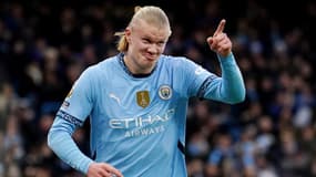 Erling Haaland célèbre un but avec Manchester City en janvier 2025
