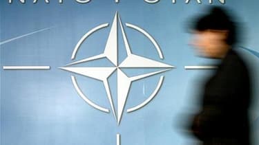 Le retour de la France dans les structures militaires de l'Otan lui a permis d'y "décupler" sa capacité d'influence, juge le général français Stéphane Abrial, qui pilote la réforme de l'Alliance atlantique. /Photo d'archives/REUTERS