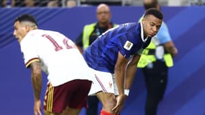 La déception de Kylian Mbappé lors de la demi-finale de Coupe du monde France-Espagne, 14 juillet 2026