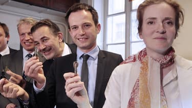 Un huissier de justice et deux experts indépendants ont été mandatés pour s'assurer de l'honnêteté du scrutin.