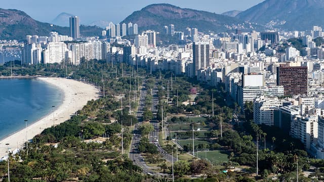 A Rio, une soixantaine de jeunes Français sont allés à la rencontre d'orphelins.