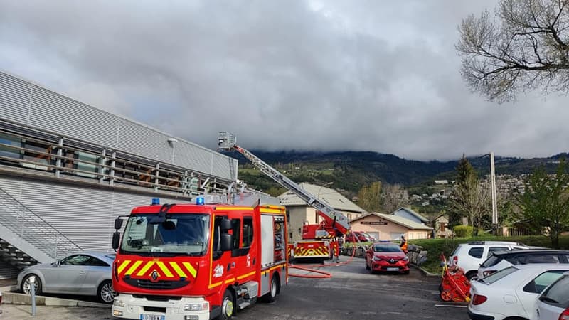 Une trentaine de personnes évacuées après un incendie dans un supermarché à Embrun, dans les Hautes-Alpes
