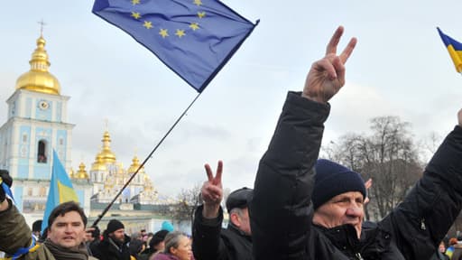 Manifestation de l'opposition pro-européenne au président Viktor Ianoukovitch à Kiev en Ukraine le 30 novembre 2013.