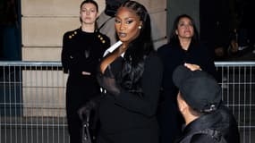 Aya Nakamura le 28 février 2024 au défilé de mode Balmain à Paris