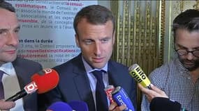 Simplification administrative: "c’est bon pour l’activité économique", se réjouit Macron