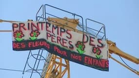 Une banderole déployée au Puy-en-Velay jeudi.