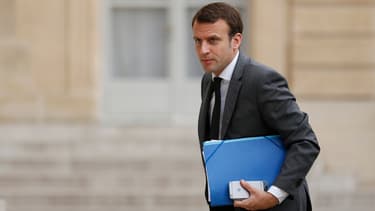 Emmanuel Macron devrait maintenir plusieurs hauts fonctionnaires à leur poste.