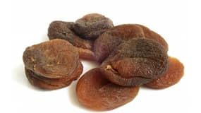 Ces abricots bruns vendus en vrac par La Fourche sont rappelés.