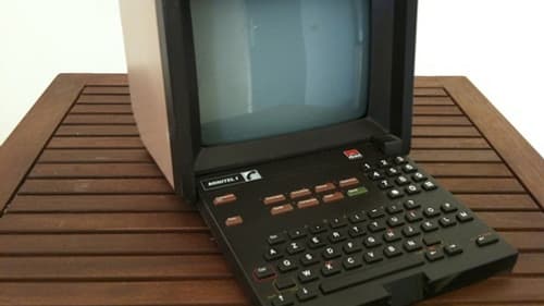 Le Minitel: arrivé après, reparti avant.