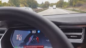 Des employés de Tesla ont partagé des images sensibles des voitures de leurs clients