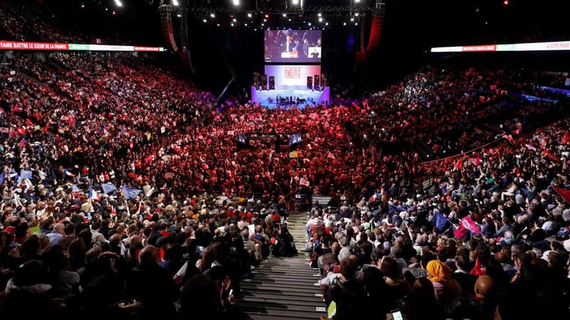 La salle de Paris Bercy, dimanche 19 mars, lors du meeting de Benoît Hamon