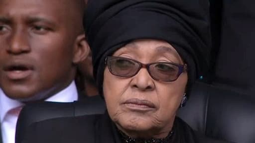 Winnie Mandela lors de la cérémonie d'hommage à Nelson Mandela, le 11 décembre 2013