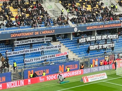 Les banderoles déployées par les ultras de Montpellier en début de match face à Nantes