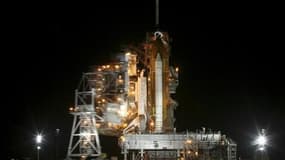 La Nasa a reporté le lancement de la navette spatiale Endeavour prévu ce vendredi à 19H47 GMT, à Cap Canaveral, en Floride, en raison d'un problème technique. /Photo prise le 29 avril 2011/REUTERS/Molly Riley