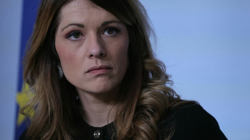 Hausse des prix des carburants: "toutes les options sont sur la table" s'il y a des abus, prévient Maud Bregeon