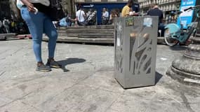 Une poubelle "Cybel" à Paris (image d'illustration).