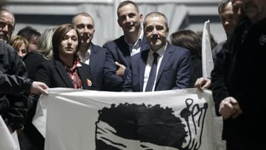 La coalition formée par Gilles Jean-Guy Talamoni et Gilles Simeoni pour les territoriales en Corse est arrivée en tête au premier tour.