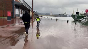 La Seine a débordé ce dimanche 11 février sur les quais de Rouen.