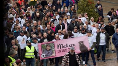 Plusieurs milliers de personnes ont défilé dans les rues de Châteauroux ce samedi 4 mai 2024 pour rendre hommage à Matisse, adolescent de 15 ans tué par un autre jeune.