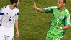 Miralem Pjanić face à Peter Odemwingie