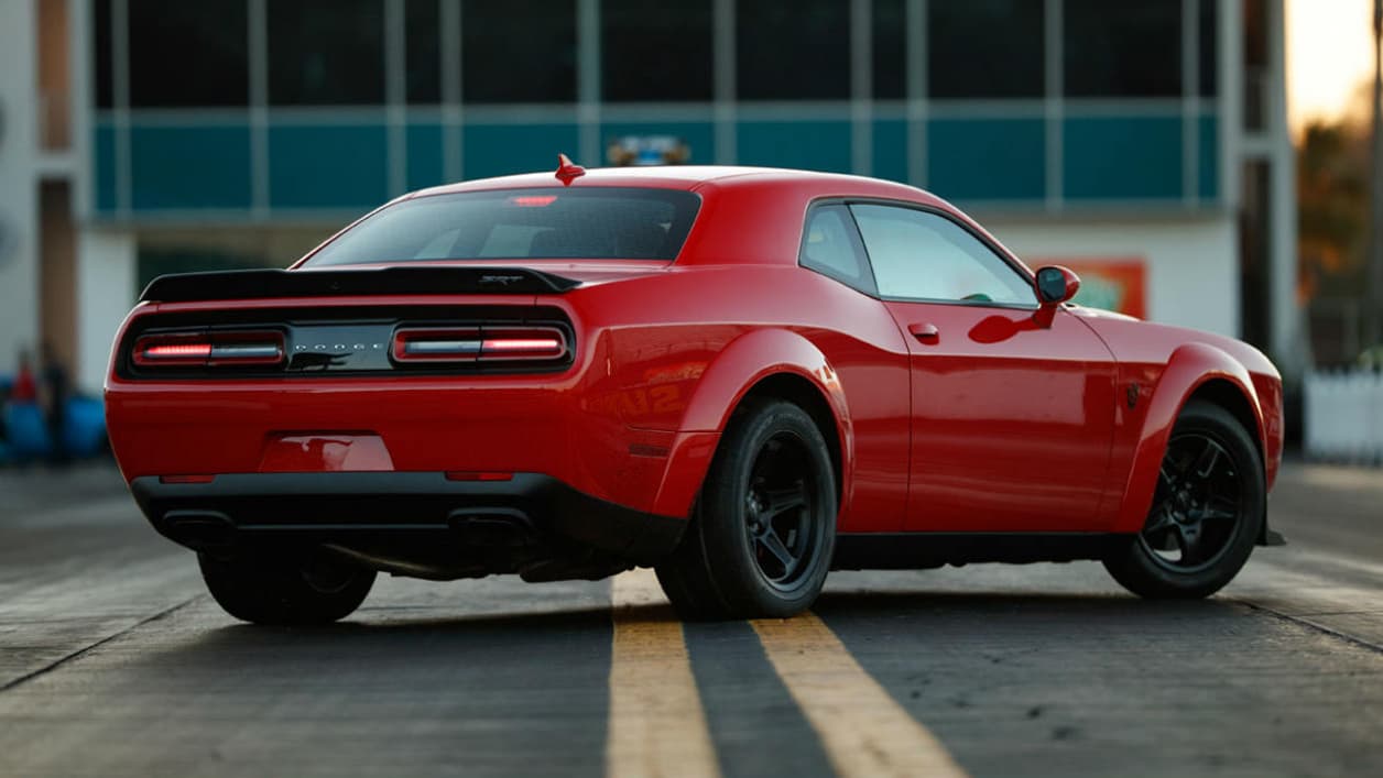 Lire le manuel d'utilisation, ne pas rouler sur route ouverte autant que possible avec la Demon, Dodge demande aux futurs acheteurs de respecter certaines consignes très précises.