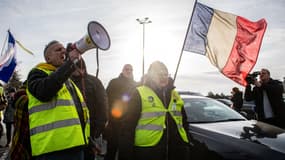 Des manifestants à Fâches-Thumesnil (Nord) ce dimanche