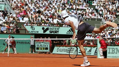 Guillermo Coria face à Gaston Gaudio, à Roland-Garros (Paris) le 6 juin 2004