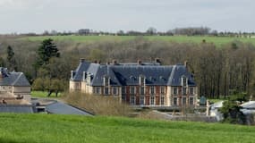 Le domaine de Thiverval-Grignon (Yvelines) et son château Louis XIII, le 4 avril 2016 