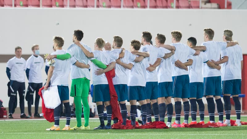 Mondial 2022: le tee-shirt d'Haaland et de la Norvège en direction du Qatar