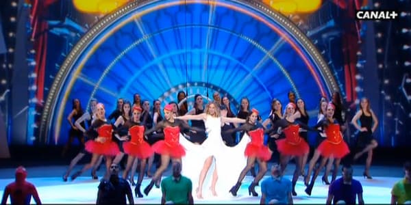 Cécile de France fait le show. Cécile de France fait le show.