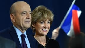 Isabelle Juppé est montée à la tribune à Toulouse mardi soir pour soutenir la campagne d'Alain Juppé.