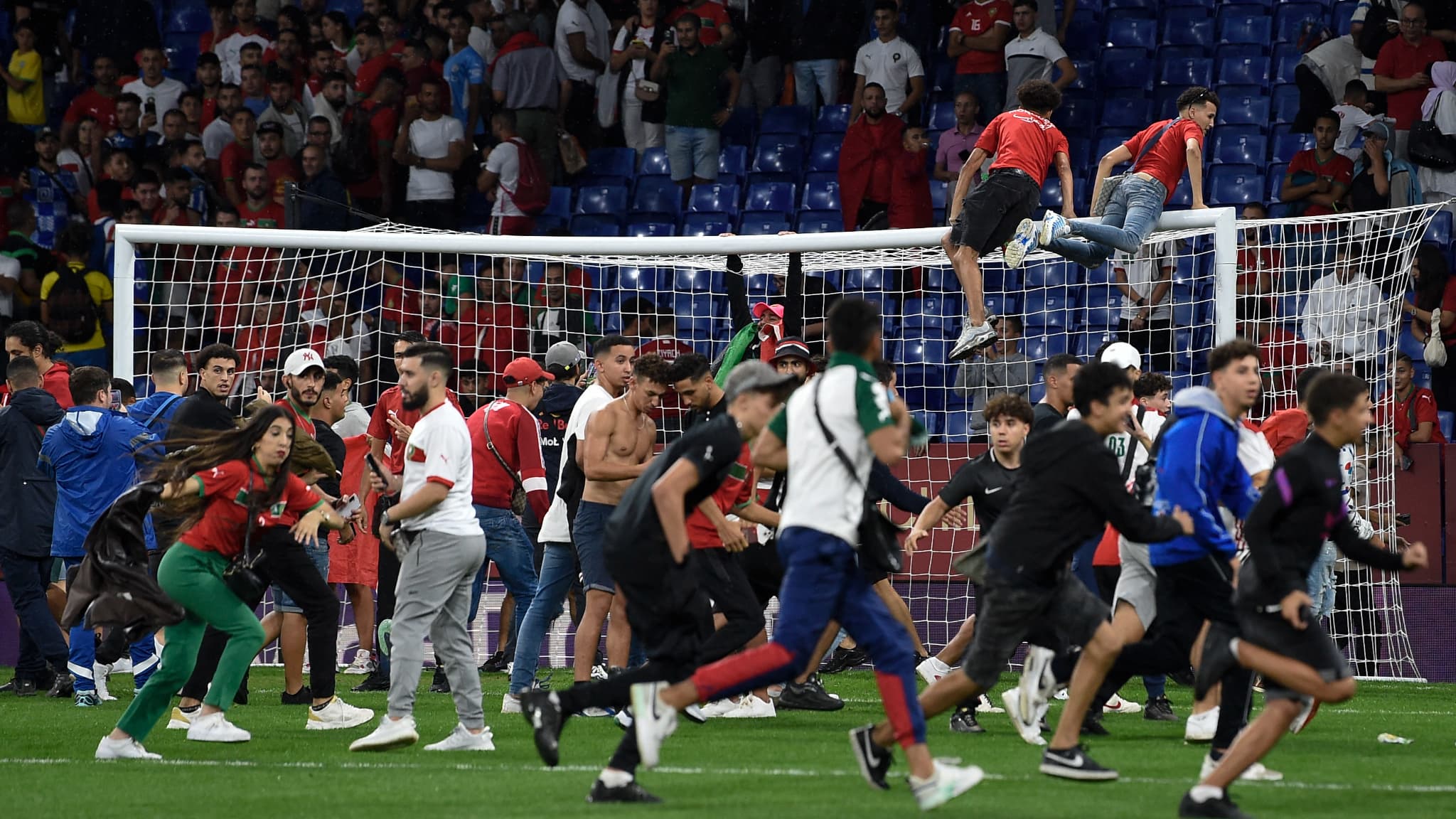Barcelone: l'Espanyol "exigera réparation" après les incidents lors de Maroc - Chili dans son stade Barcelone: l'Espanyol "exigera réparation" après les incidents lors de Maroc - Chili dans son stade