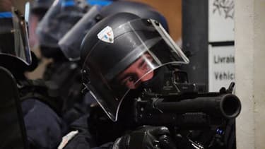 Des forces de l'ordre à Bordeaux