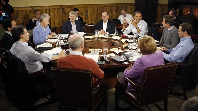 Jean-François Copé voit un "marché de dupes" dans le G8 à Camp David où le nouveau président français estime avoir réussi à imposer le mot-clé de "croissance", unique porte de sortie selon lui pour un monde en crise. Invité dimanche du Grand Rendez-vous E