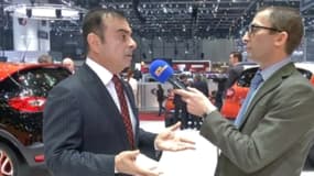 Carlos Ghosn (à gauche) a également expliqué,à notre reporter Mathieu Sevin (à droite), que le diesel était actuellement "neutre" en matière de santé publique