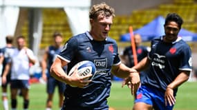 Émilien Gailleton lors de la préparation des Bleus avant la Coupe du monde de rugby
