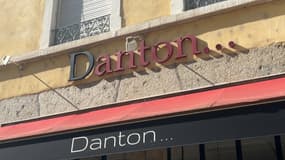 La devanture du restaurant, Danton, à Lyon.