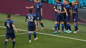 Les joueurs de la Finlande ont créé la surprise en dominant le Danemark dans le groupe B de l'EURO à Copenhague, le 12 juin 2021 