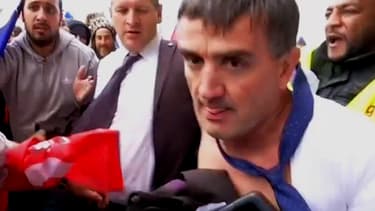 Plus de la moitié des Français disent comprendre les violences des salariés envers des membres de la direction d'Air France la semaine passée.