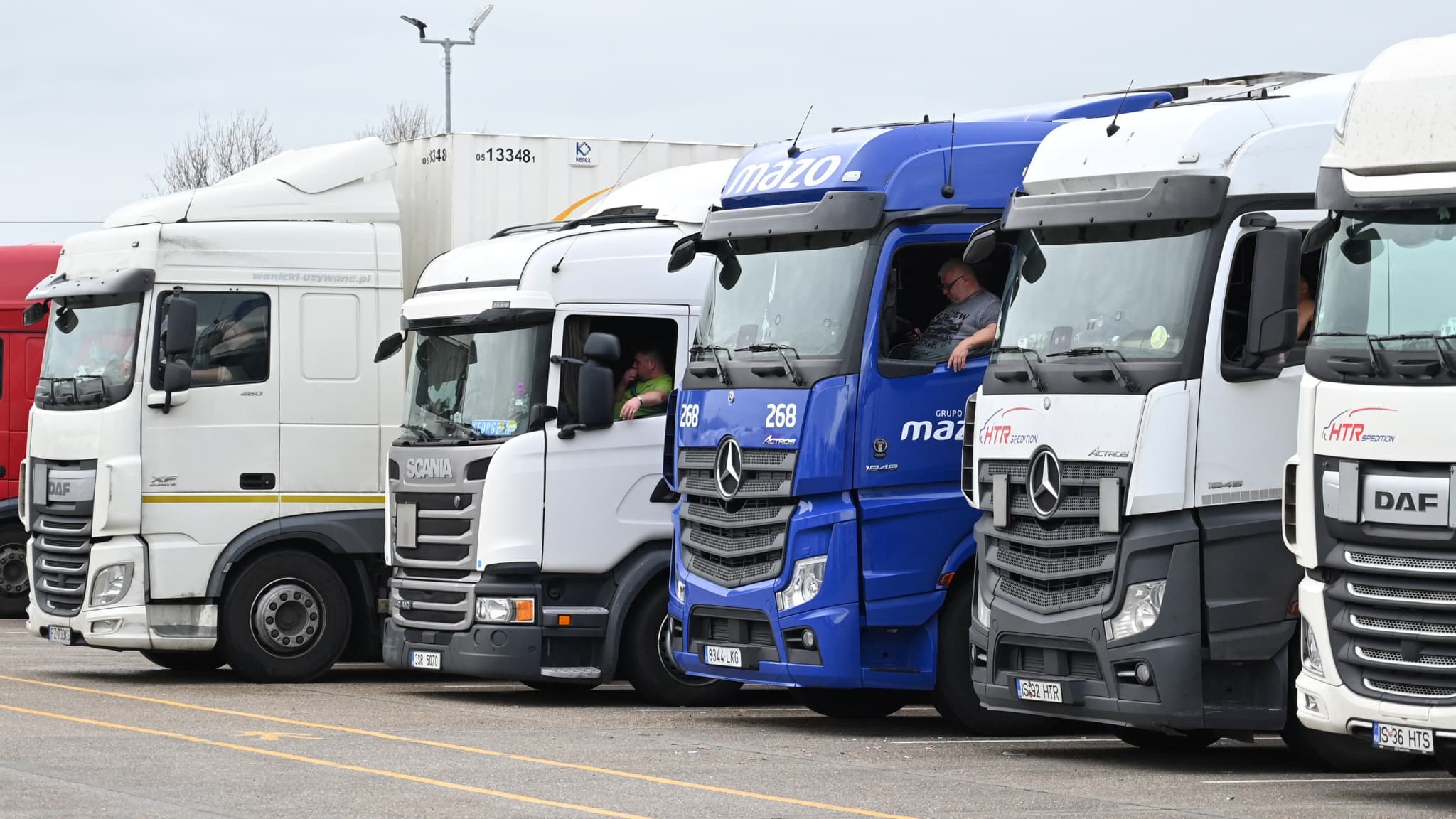 divieto di accesso in Italia ai camion di peso superiore a 19 tonnellate per cedimento della strada a Méolans-Revel